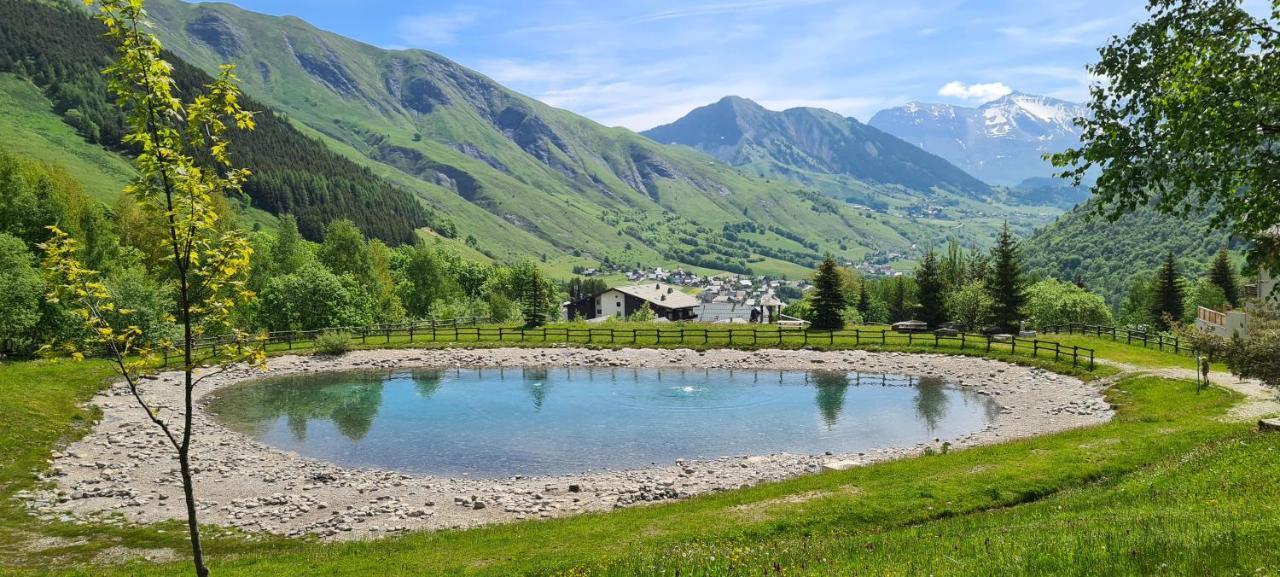 Agréable appartement de 6 pers au pieds des pistes ,wifi gratuit à Saint-Sorlin-d'Arves labelise 3 étoiles au gîte de France Extérieur photo